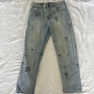 Urban Outfitters BDG Light Wash Novelty Print Jeans, Size 5/6